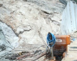 mountain stone equipment to get slabs