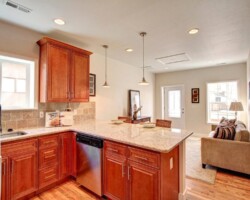 Mocha Maple Glazed countertops in the kitchen
